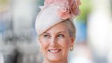 Duchess Sophie indossa il  abito Barbie con tacchi record nel 2025