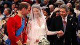 Reazione di prince william all’incontro con princess kate all’altare