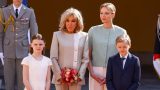 Principe jacques e principessa gabriella rubano la scena ai genitori reali durante visita di stato storica