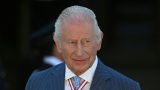 Visita di re Carlo a Sandringham: l’emozionante apparizione in chiesa