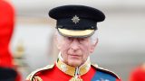 Re Carlo rompe la tradizione reale per il Trooping the Colour per la seconda volta