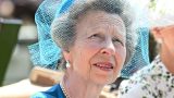 Abito estivo di princess anne: guida alla moda di ascot 2025