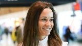 Pippa Middleton sfila in un mini abito di pizzo sul red carpet