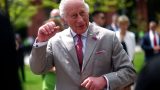Re Carlo onora i suoi collaboratori più stretti con un prestigioso riconoscimento