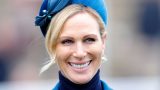 Zara Tindall in stile cowgirl: jeans comodi e scarpe sorprendenti