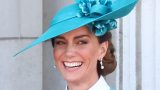 La principessa di galles e il duca di kent condividono un momento dolce durante il trooping the colour