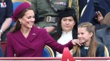 Princess kate indossa di  il gioiello più personale in un momento a casa con princess charlotte