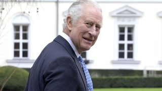 Princess anne in viaggio da gatcombe park: tutti i dettagli della sua avventura