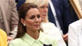 Princess kate consola una star di wimbledon in lacrime rompendo il protocollo reale